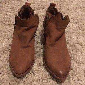 Dolce vita brown leather booties